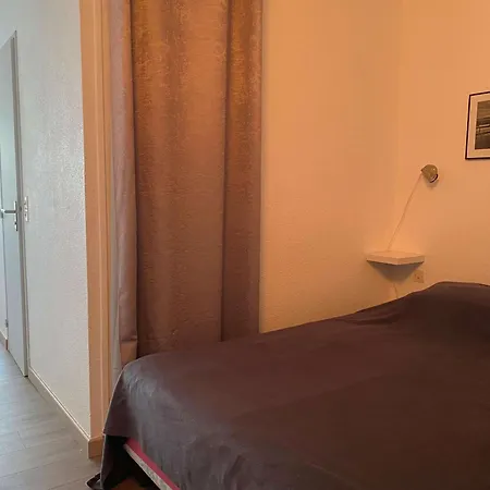 Appartement T1 à 5 Min Des Thermes, 2*, Balcon, Cuisine équipée, Proche Commerces - Fr-1-553-179 Balaruc-les-Bains